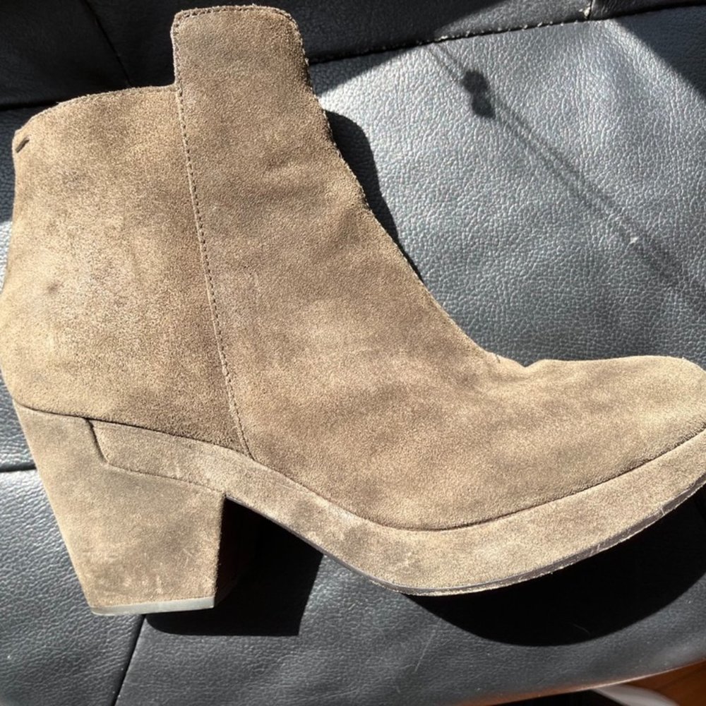 Eileen Fisher platform booties olive suede 8